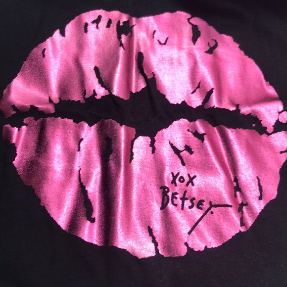 Metallic pink lip kiss Betsey Johnson cami Top L - Picture 6 of 7